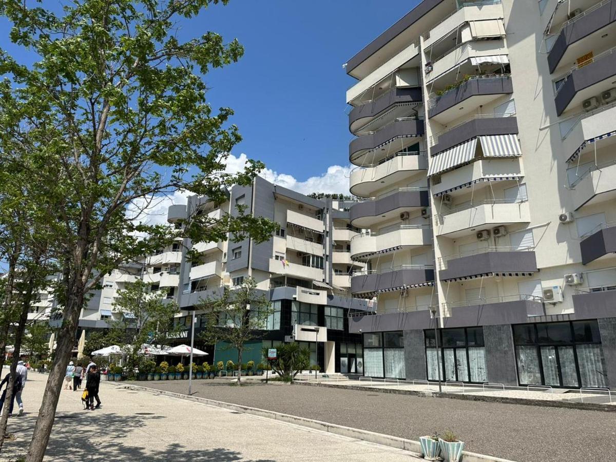 Siloria Apartments Vlore Exterior photo