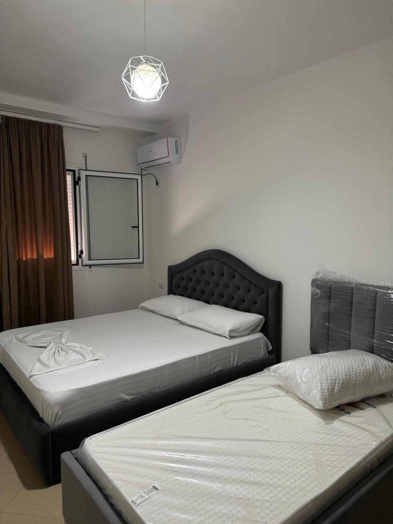 Siloria Apartments Vlore Exterior photo